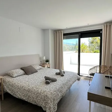 アパート 3 Bed Apt In La Cala De Mijas マラガ